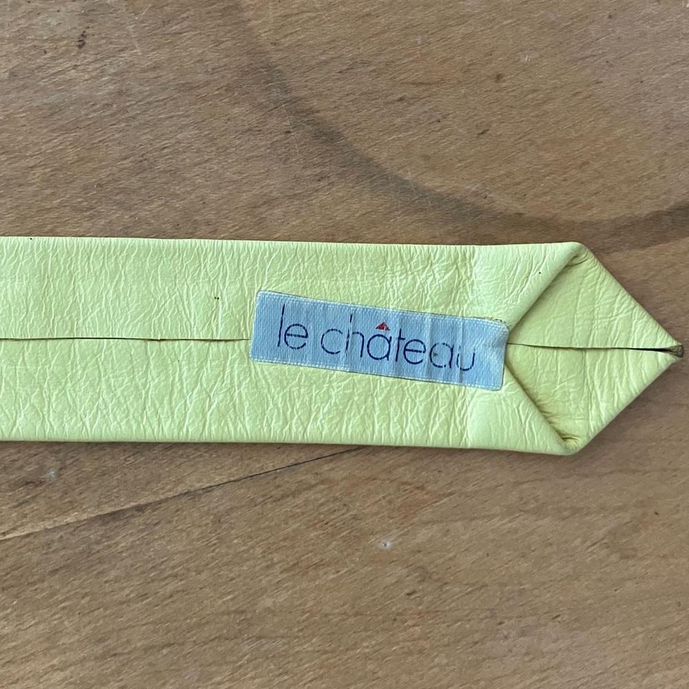 💥2 for 1💥Vintage Le Chateau Skinny Yellow Leather Necktie - late 70s & 80s - Picture 2 of 10